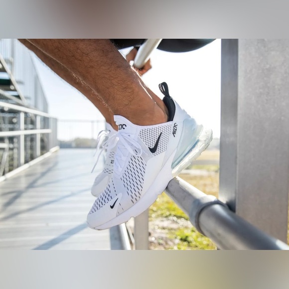 Nike Air Max 270 Sneakers | Size 8.5 Women’s | BLACK/WHITE - Picture 3 of 10